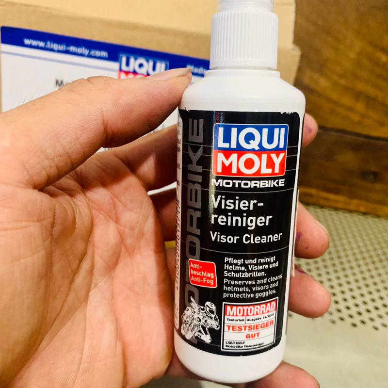 Chai Xịt Vệ Sinh Kính Mũ Bảo Hiểm Liqui Moly Motobike Visor Cleaner 1571 - 100ML Made in Germany