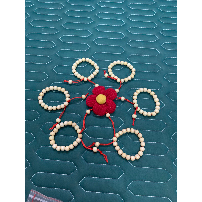 Vòng dâu đeo tay cho bé