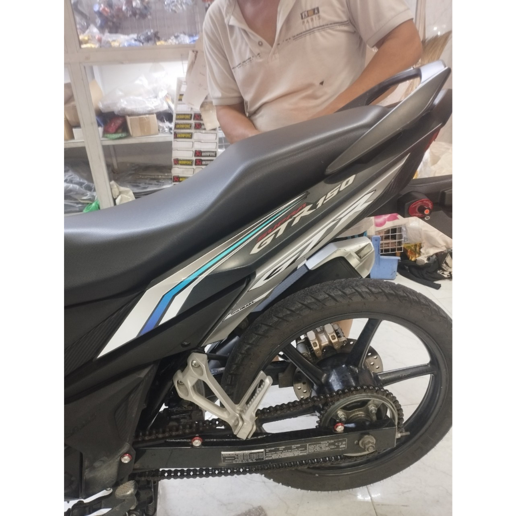 Tem Rời Winner mẫu GTR màu đen xanh trắng xám