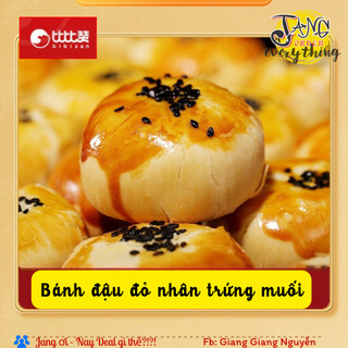 Bánh đậu đỏ nhân trứng muối