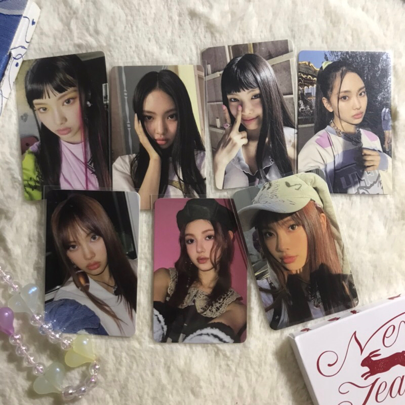 Photocard album Buebook ,Weverse OMG nhóm NEWJEANS