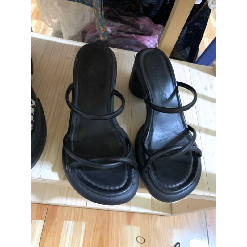 Pass giày sz 35, 36