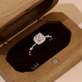 Nhẫn đá cz vuông cao cấp bạc 925 phủ rhodium mạ vàng trắng