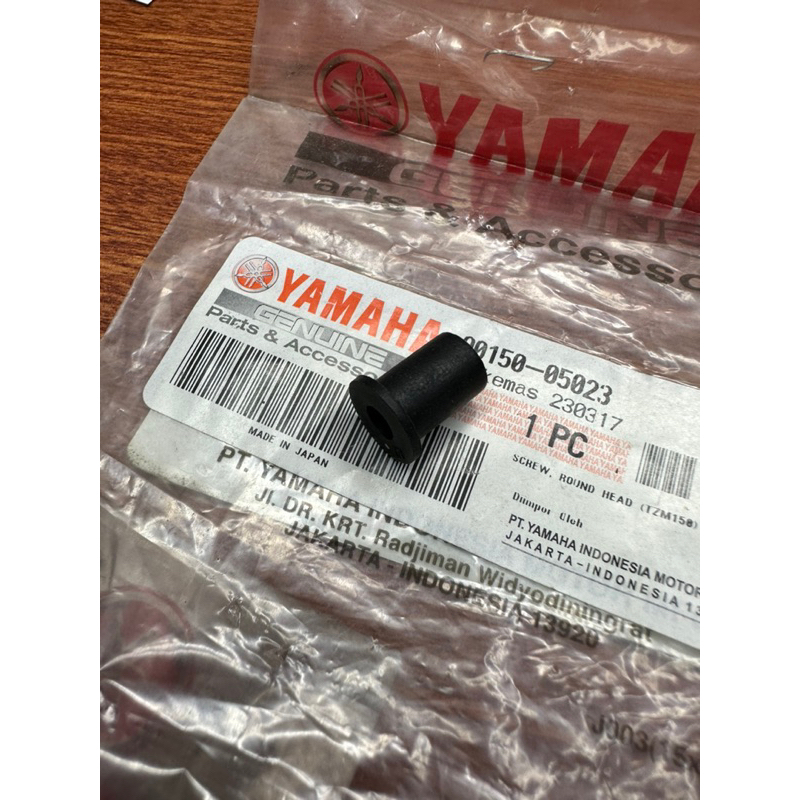 Bát Cao Su gắn ốc bodykit exciter 2010