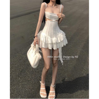 Váy thô thêu khoét eo cực cháy
