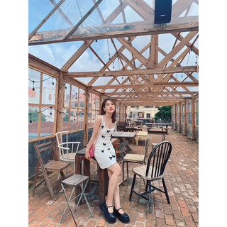 đầm đính nơ phong cách jenni