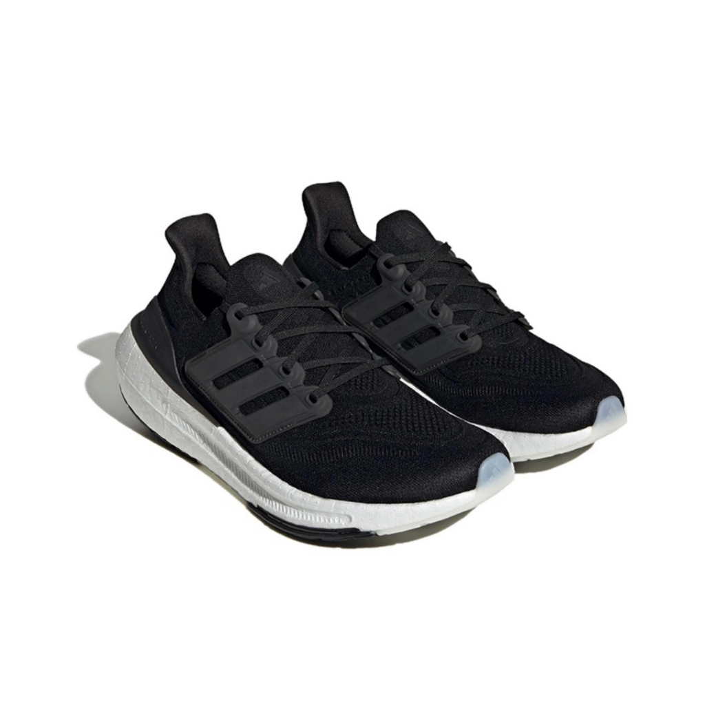 5. Giày Chạy Bộ Ultra Boost Light Core Black