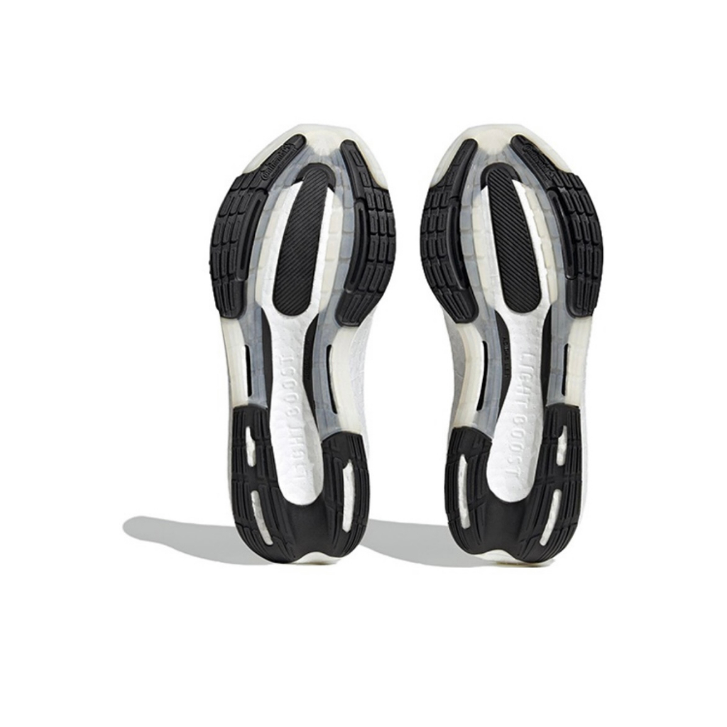 5. Giày Chạy Bộ Ultra Boost Light Core Black