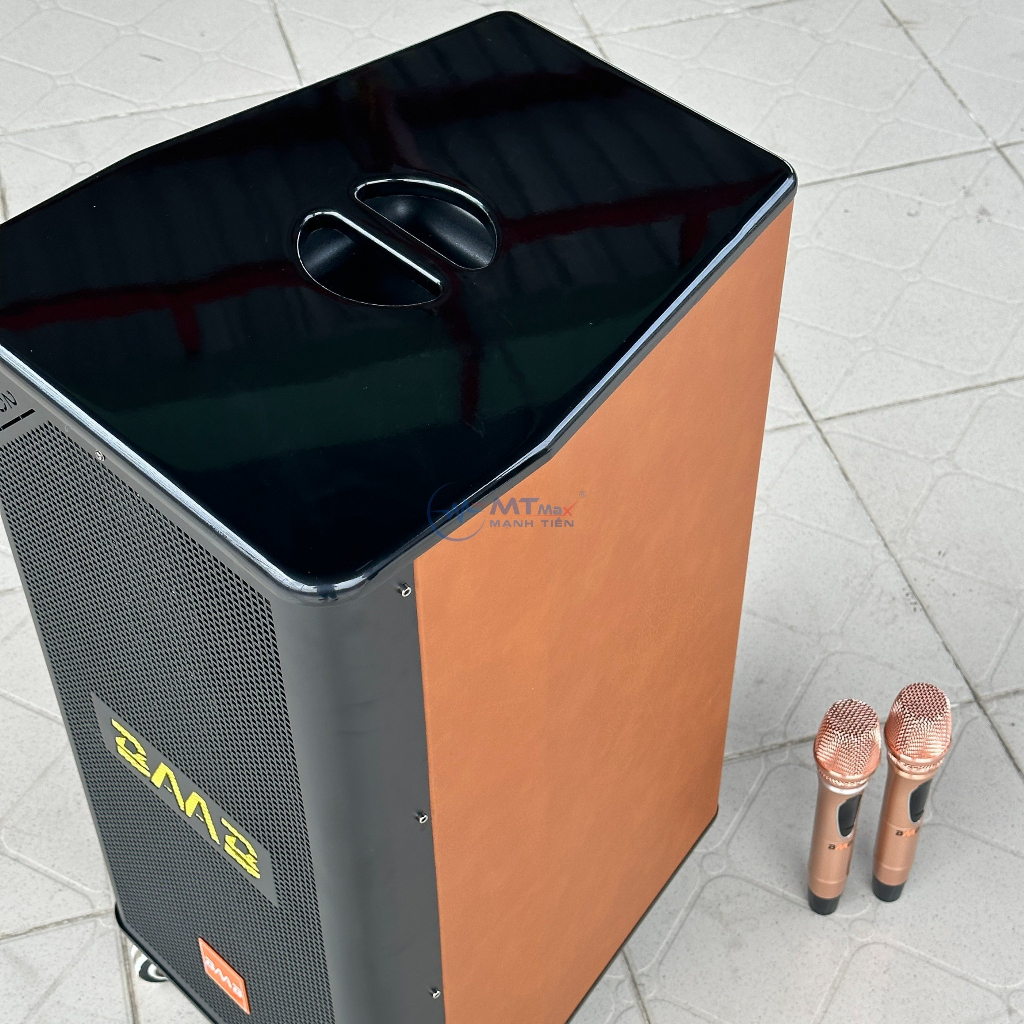 Loa Kéo Karaoke BB822 8 Loa 3 Đường Tiếng, Công Suất Lớn Lên Đến 1500W, Âm Bass 25Cm Bao Mạnh, Bao Chiến Kèm 2 Micro UHF