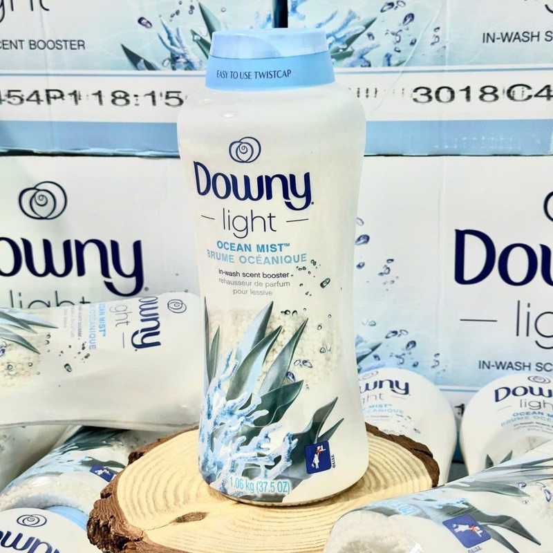 VIÊN XẢ VẢI DOWNY TRẮNG LIGHT OCEAN MIST 1,06KG - USA
