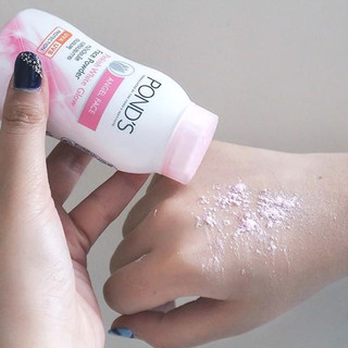Phấn phủ dạng bột hồng Ponds 50g Thái Lan