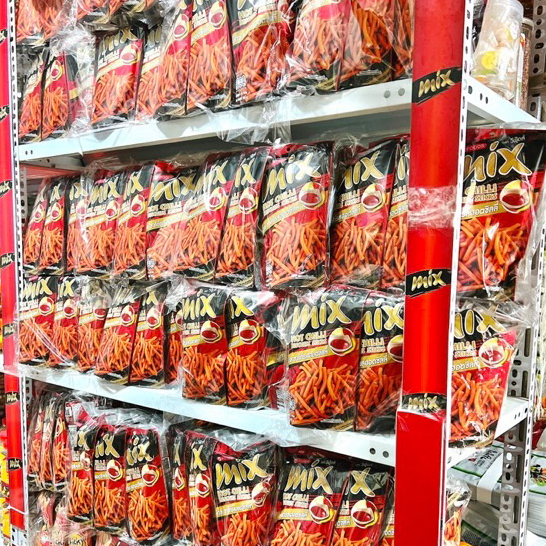 Gói Snack Bim Bim Tăm Cay Mix Vị BBQ Thái Lan 1 Gói To 60gram