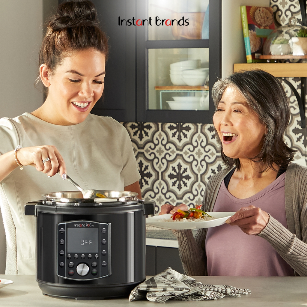 Nồi áp suất điện đa năng Instant Pot PRO 60 10in1, dung tích 5.7L, Bảo hành chính hãng 12 tháng