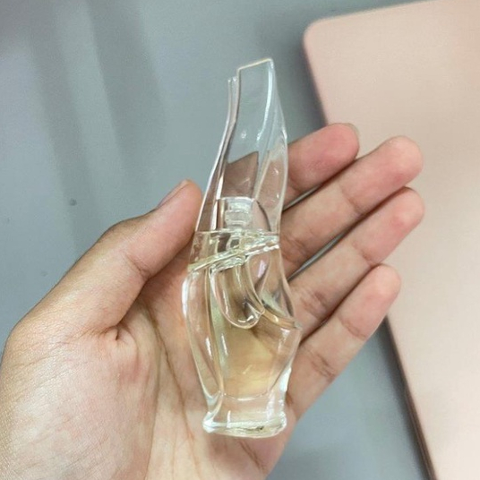 Nước hoa nữ gợi cảm Donnakaran Cashmere Mist EDP Mini 5ml