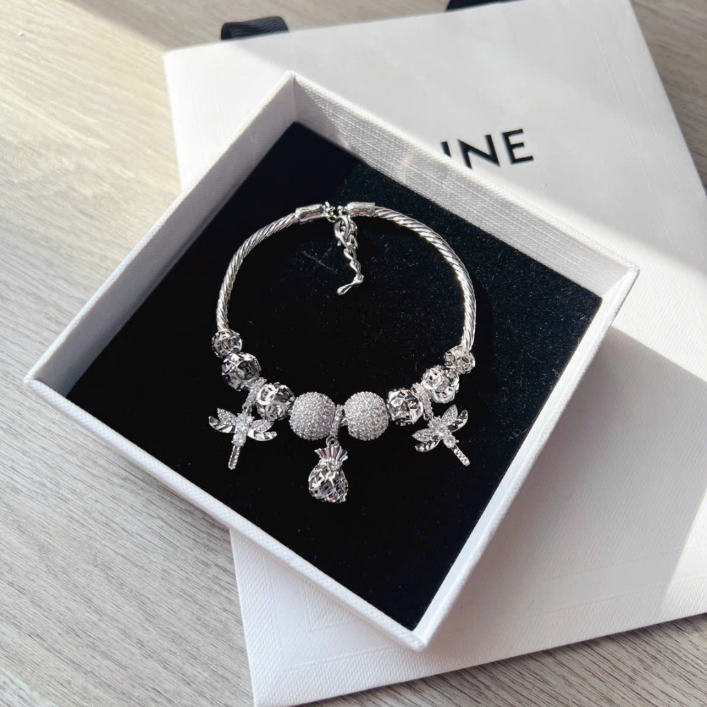 Vòng tay pan cứng charm đính đá cá tính dành cho nữ