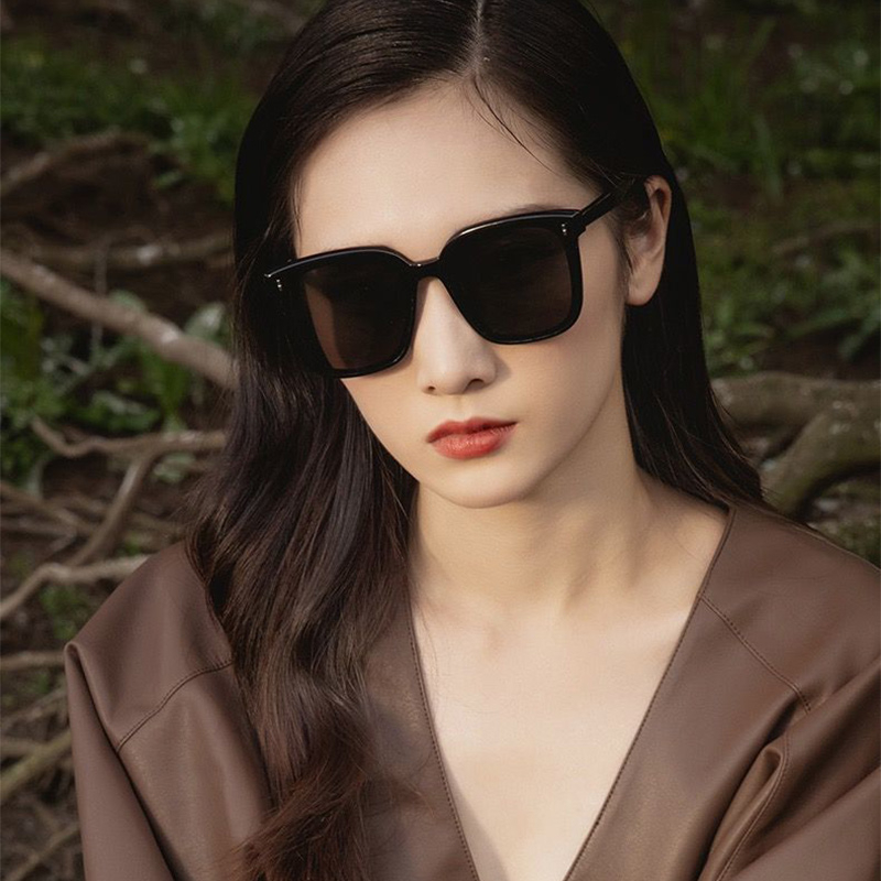 🎀 yakult 🎀Kính Râm Thời Trang Gọng Vuông Oversize Chống Tia UV400 Cho Nam Và Nữ