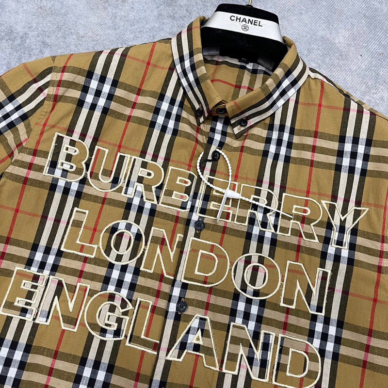 Áo Sơ Mi BURBERRY LONDON ENGLAND Kẻ Vàng Ngắn Tay Thêu Chữ Vải Cotton Lụa Cao Cấp | BigBuy360 - bigbuy360.vn
