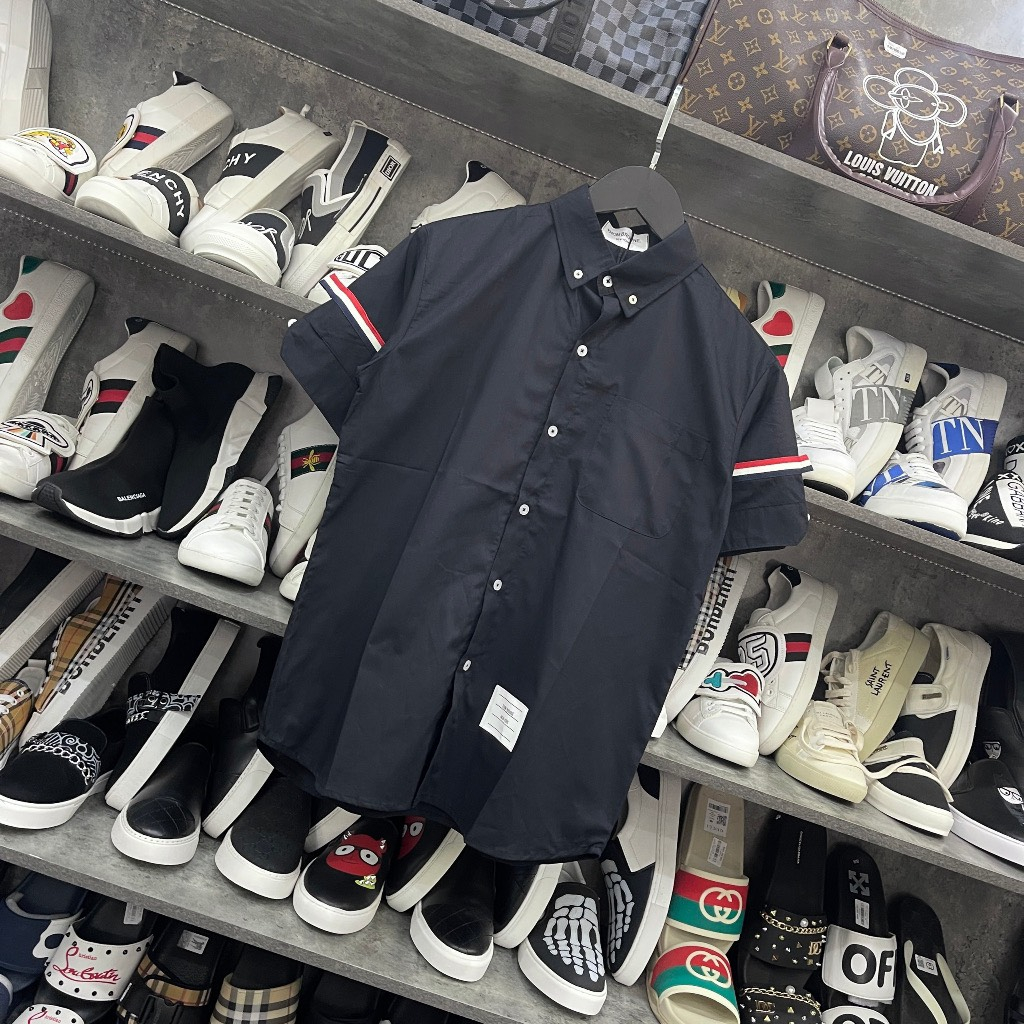 Áo Sơ Mi Thom Kẻ Xám Đen Ngắn Tay Vải Cotton Lụa Cao Cấp | BigBuy360 - bigbuy360.vn