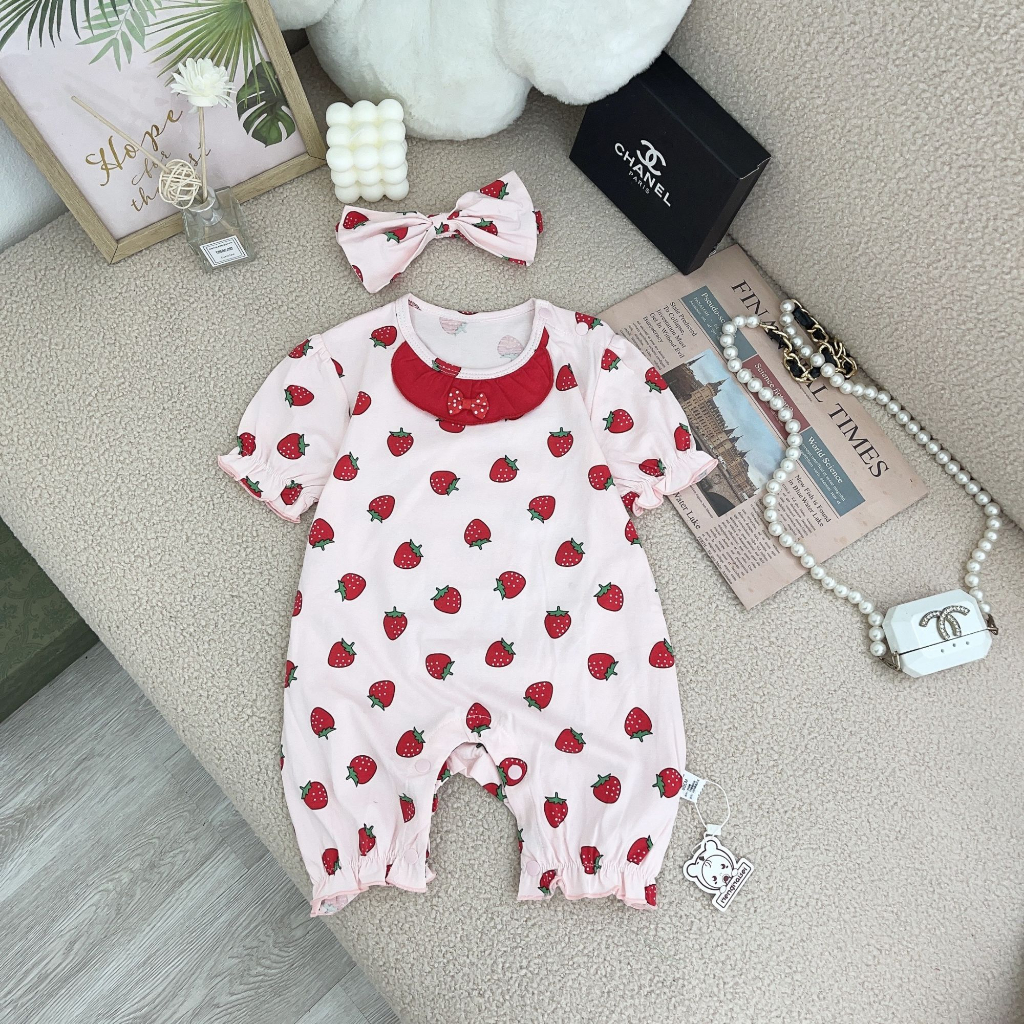 Bodysuit Cho Bé Gái Tay Ngắn Họa Tiết Dâu Tây Cổ Tròn  QCCC - Mã 878