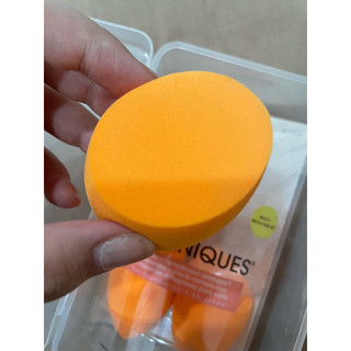 (Giảm 100k) Mút Trang Điểm Real Techniques Tán Nền (1 Cái)