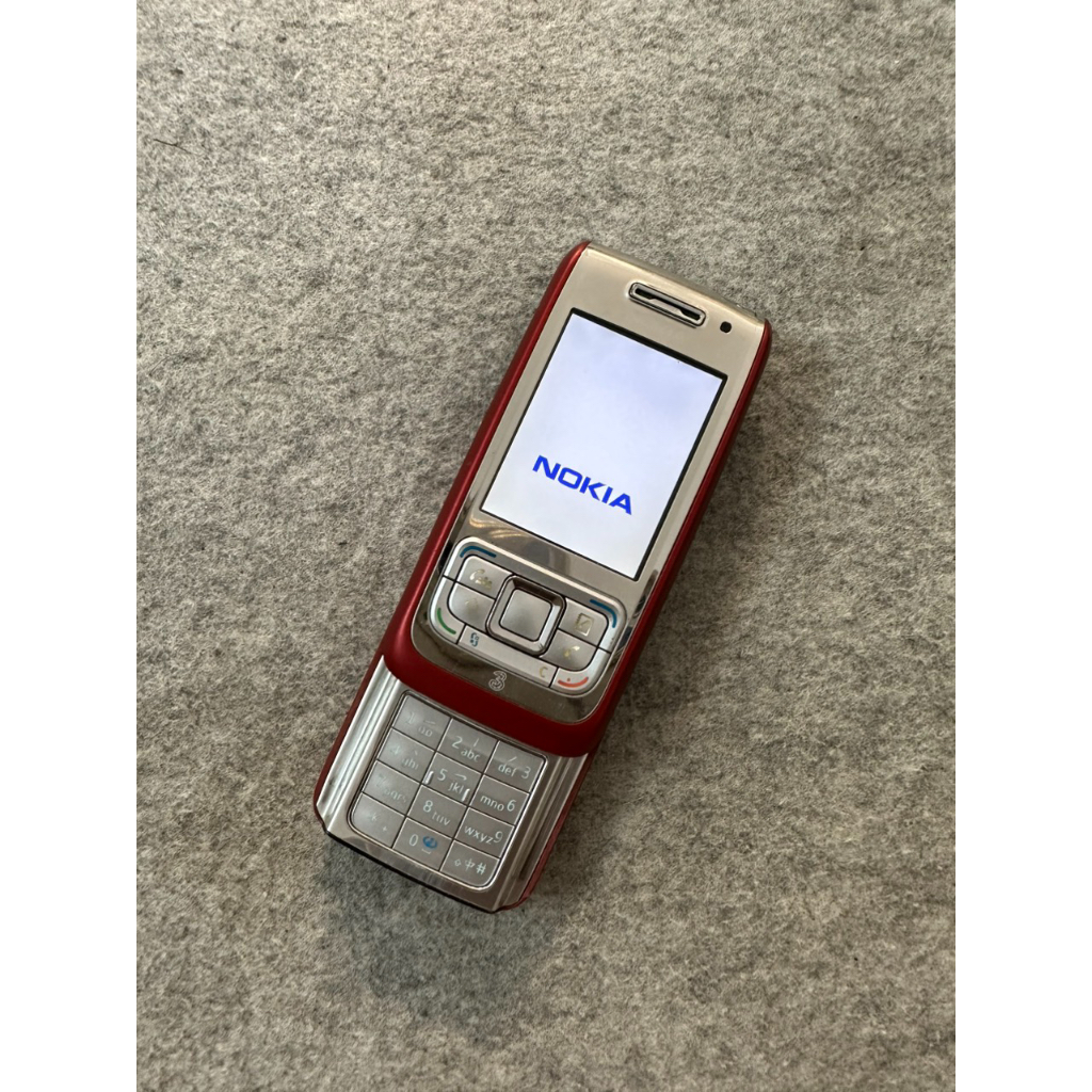 Điện thoại Nokia E65 đỏ chính hãng