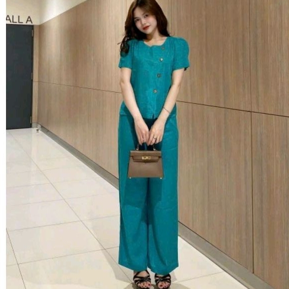 Set line gân quần dài áo phối nút (công sở, congso, trung niên, trungnien, trẻ trung,set bộ, u30)