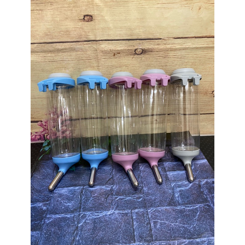 Bình Nước tự động treo gắn chuồng thú cưng cao cấp - 500ML GIAO MÀU NGẪU NHIÊN