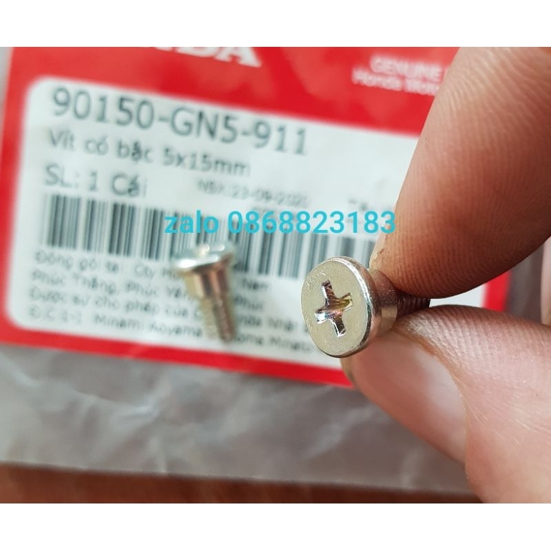 Ốc, vít bắt chóa đèn pha vào vành pha xe Dream Honda