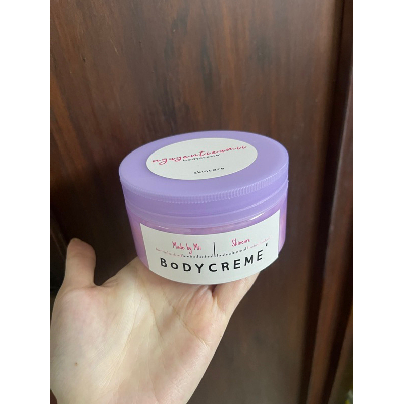 Kem tẩy bông gòn