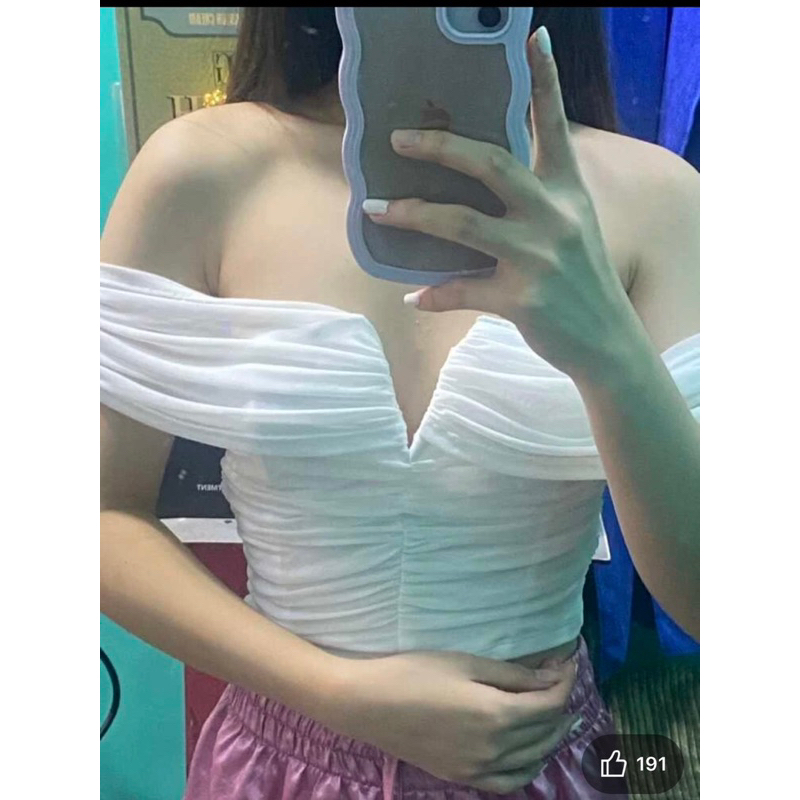 Áo thun kiểu bẹt vai màu trơn