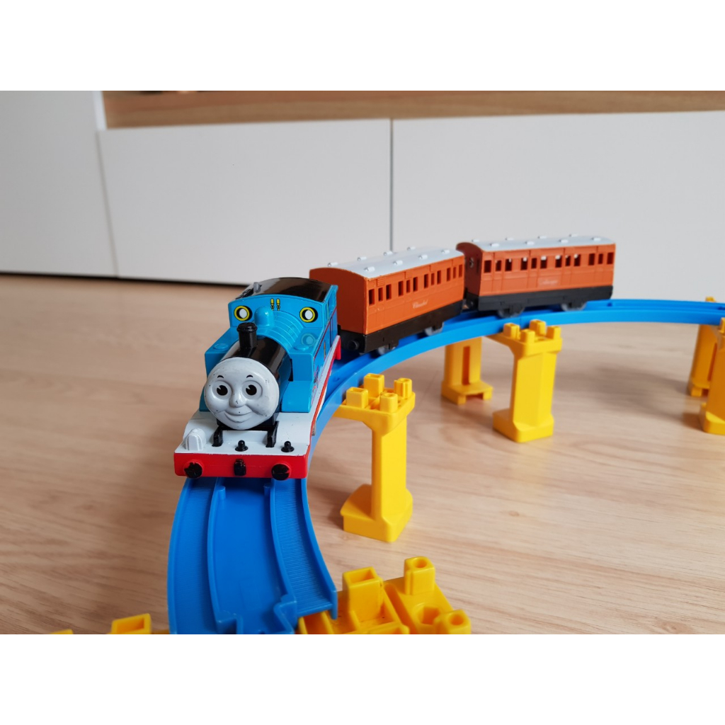 MÔ HÌNH TÀU LỬA THOMAS - TS01 HÃNG TAKARA TOMY