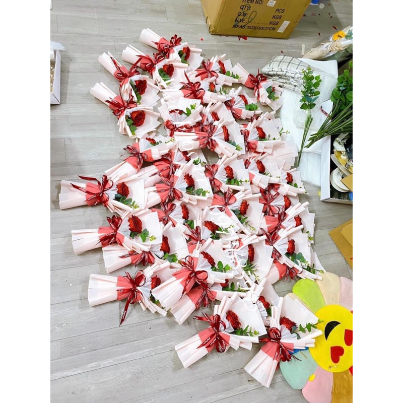 HOA BÓ 1 BÔNG XINH XẮN TẶNG SINH NHẬT,8/3,20/10,20/11