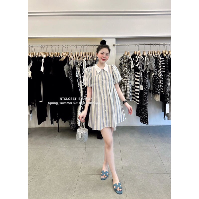 Váy kẻ li ngực phối cổ dáng suông
