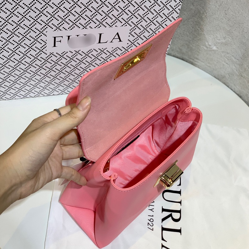 Túi furla màu hồng
