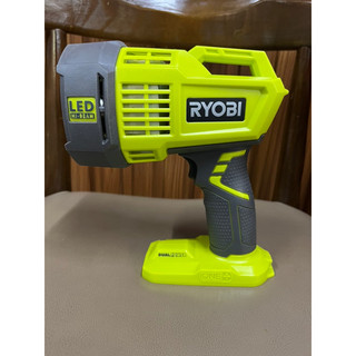 Đèn pin Ryobi 18v