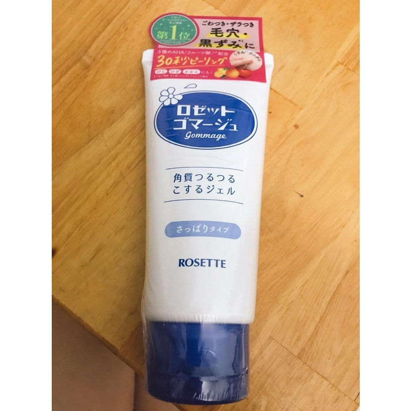 Gel tẩy tế bào chết Rosette Peeling Gel Nhật Bản 120g