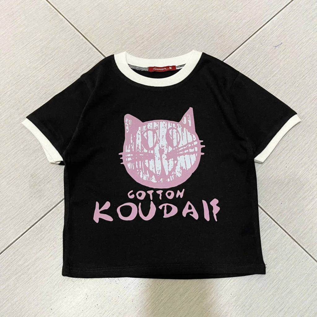 Áo thun croptop viền MÈO