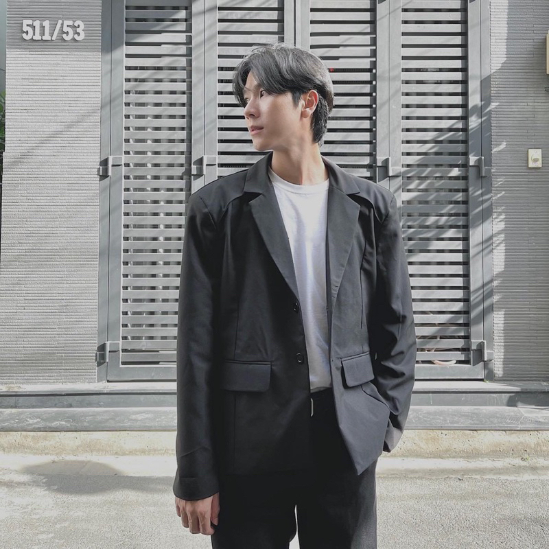 Áo Blazer OAO STUDIO form ngắn đen/trắng