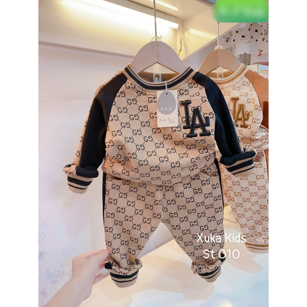 SALE 495_Bộ thu đông LV, 16-32kg,dài tay chất da cá dày dặn, xinh xò(ảnh chụp sp thực tế)_thoitrangbeyeu