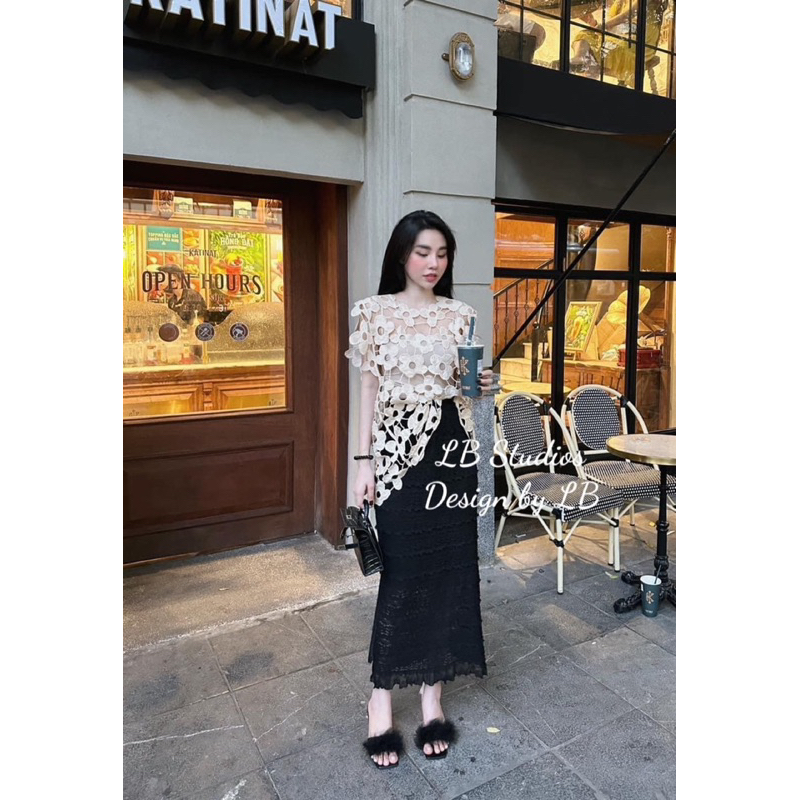 Chân váy ren dáng dài