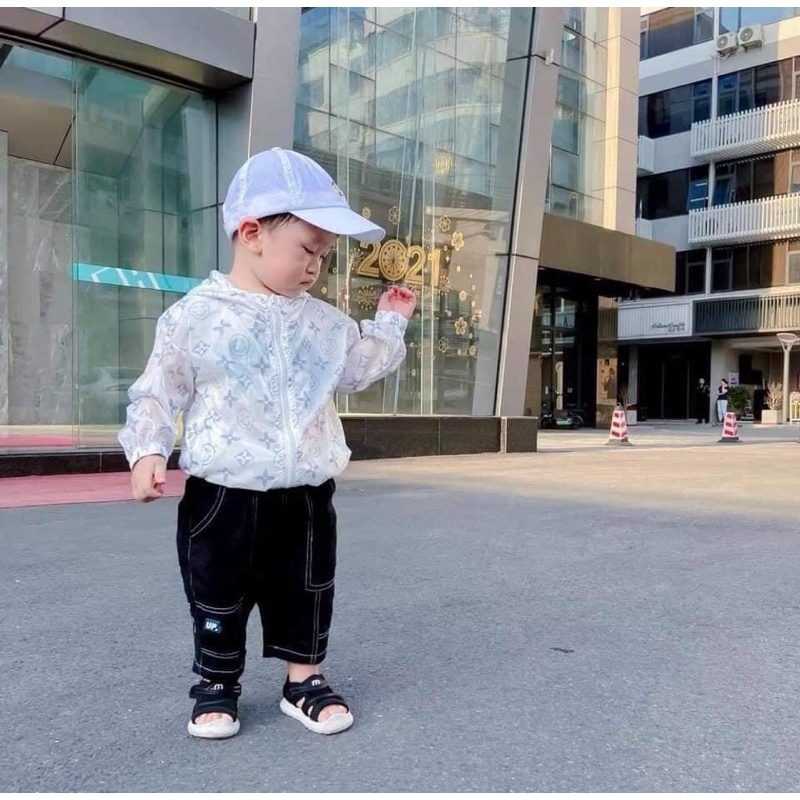 Áo khoác gió L.V, áo gió thu đông mẫu mới cho bé 8 - 20kg