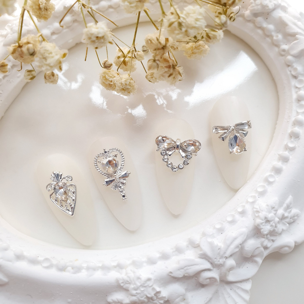 Charm bạc charm thỏ bạc charm nơ bạc bươm' bạc  charm nail charm đá gắn móng tay móng chân Xoài Nail_Bảng 1