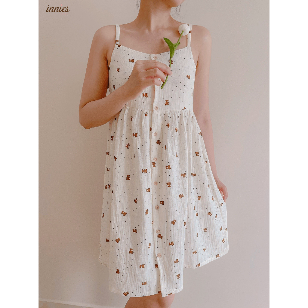 Đầm 2 dây NỮ cotton muslin, nút cài giữa, dáng xoè đáng yêu mặc nhà Innies - IN-23DAMNU002