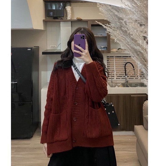 Áo khoác cardigan len cúc hoa dày dặn tay dày có túi oversize 2 màu đỏ trắng siêu hot mùa đông mặc đi chơi noel DELIZ