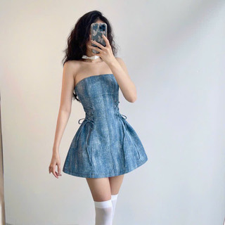 Đầm thiết kế rút dây eo có mút ngực