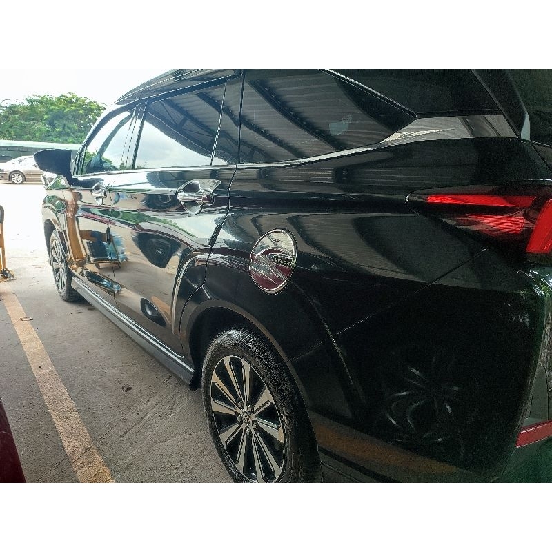 Dung dịch đánh bóng bề mặt sơn xe Ôtô 500ml Focar Công nghệ Đức