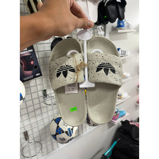 Dép adidas adilette 22