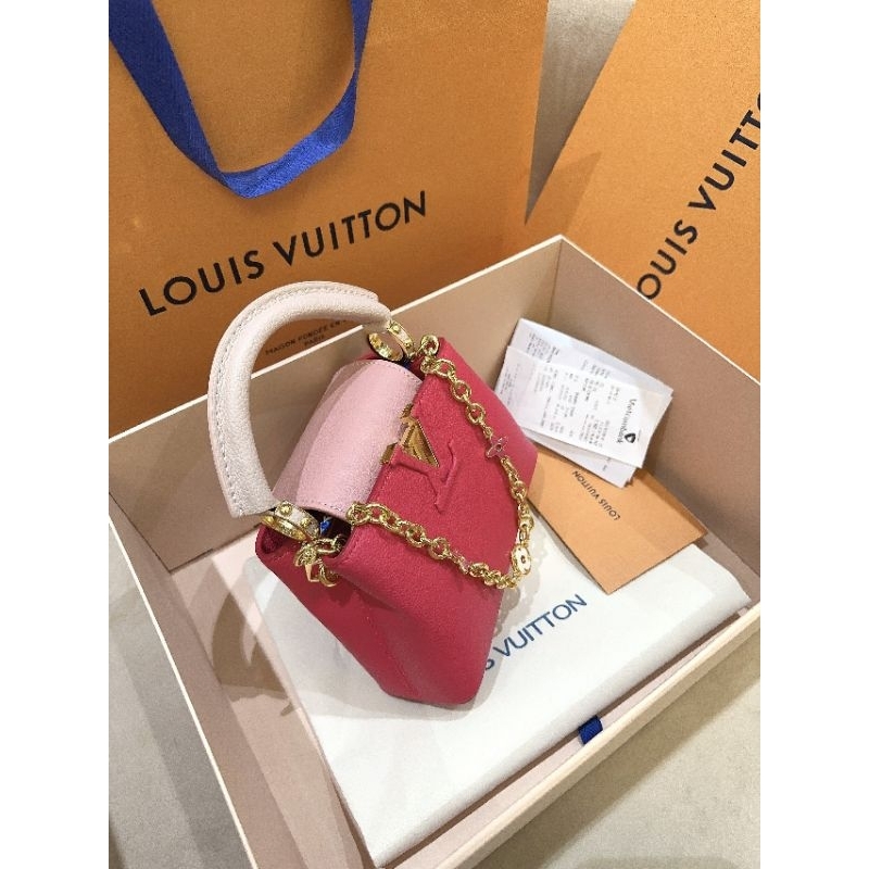 Túi  L........V Capu mini