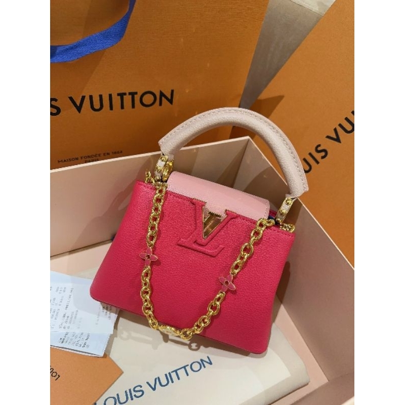 Túi  L........V Capu mini