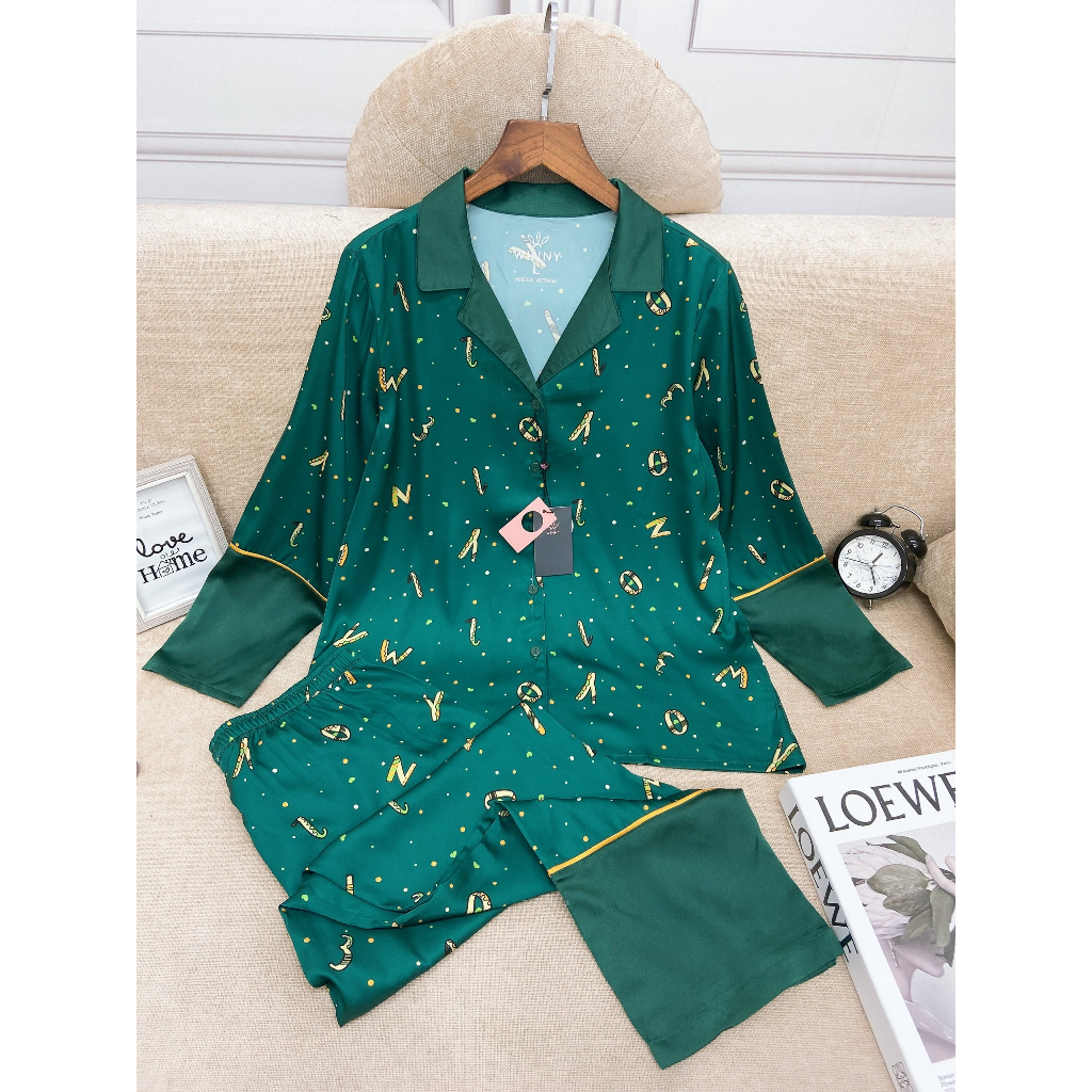Bộ đồ mặc nhà Winny cao cấp dáng pijama áo dài quần dài họa tiết hình dễ thương trẻ trung năng động, chất lụa Luxury
